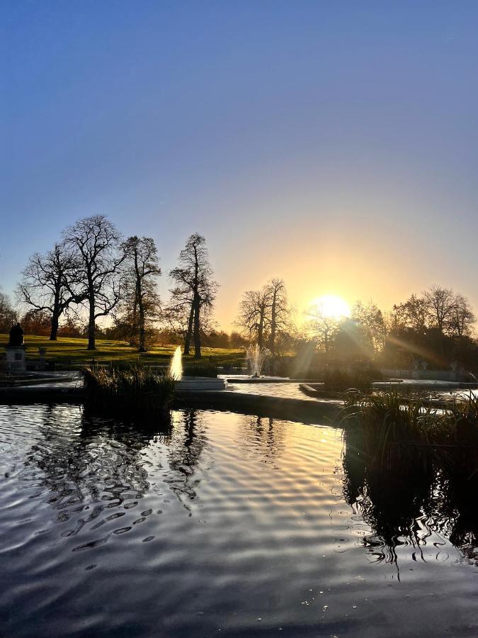 Hyde Park,3 Min Walk,Family Home! 2 Bedrooms & 2 Bathrooms Apartment! Fantastic Location Londra Esterno foto